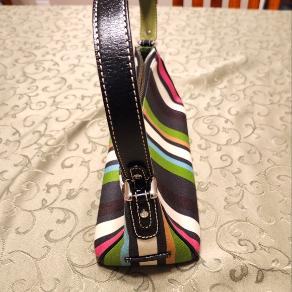 Kate Spade Clutch - Picture 4 of 8